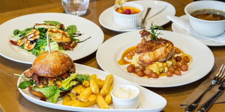 Gastronomický zážitek kousek od Brna: čtyřchodové menu s kuřecím prsem supreme nebo hovězím burgerem