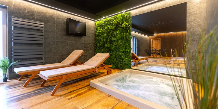 120 nebo 180 min. v privátním wellness pokoji i s občerstvením a sektem až pro 6 osob