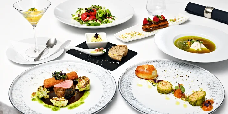 7chodové menu i vinné párování v hotelu na Malé Straně pro 2 osoby