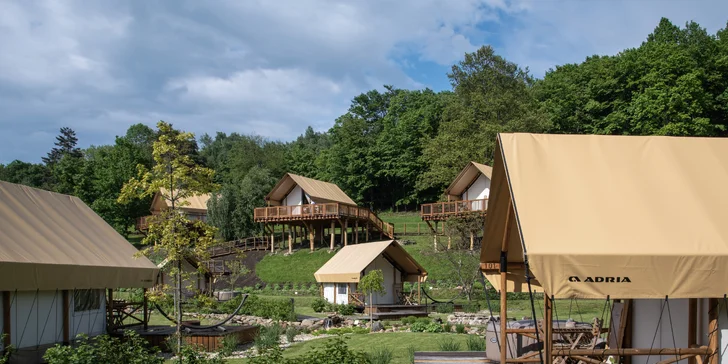 Dovolená v luxusním glampingu v srdci Štiavnických vrchů až pro 6 osob vč. snídaně