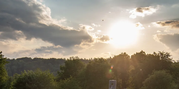 Dovolená v luxusním glampingu v srdci Štiavnických vrchů až pro 6 osob vč. snídaně