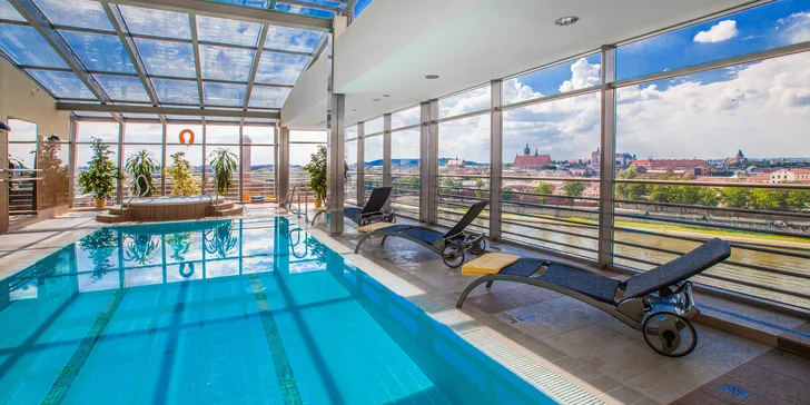 Hotel v centru Krakova: strava, wellness s výhledem na Stare Miasto, 2 km od Rynku Główny