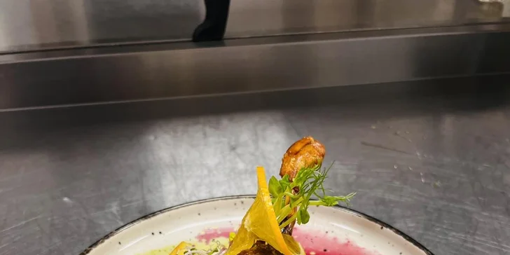 Ubytování v zámečku Boncz se snídaní i vstupem do termálů Podhájska