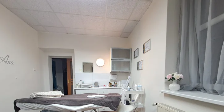 Kosmetická péče: masáž, kompletní ošetření i anti-age procedura proti vráskám