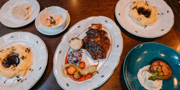 Tříchodové menu pro dva: krevety s kokosovým mlékem, hovězí žebro a fondant
