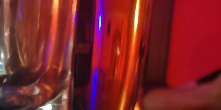 2 libovolné drinky dle výběru nebo i s vodní dýmkou se světlým tabákem