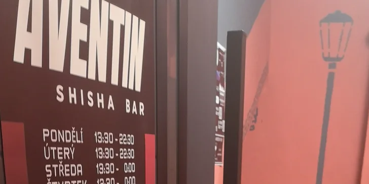 2 libovolné drinky dle výběru nebo i s vodní dýmkou se světlým tabákem