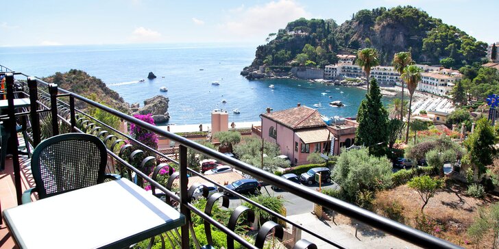 Dovolená na Sicílii: polopenze či plná penze, střešní bazén, noc i dítě zdarma