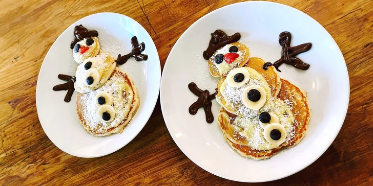 Sladká vafle, palačinka či lívance i teplý nápoj pro děti i dospělé v podniku Star Waffles