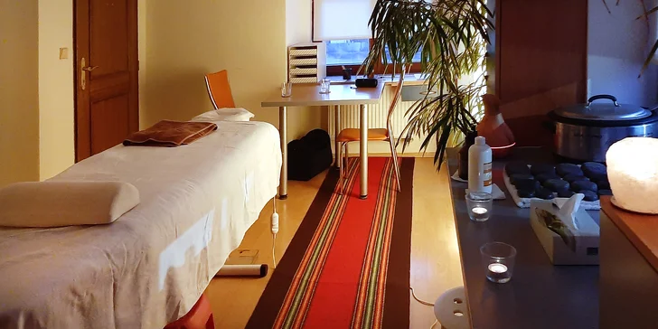 Relax v Brně: rekondiční, relaxační i aroma masáž, 30 až 60 minut