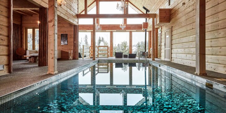 Luxusní relaxace blízko města Zakopané: wellness s bazénem a saunou, snídaně či polopenze i láhev vína