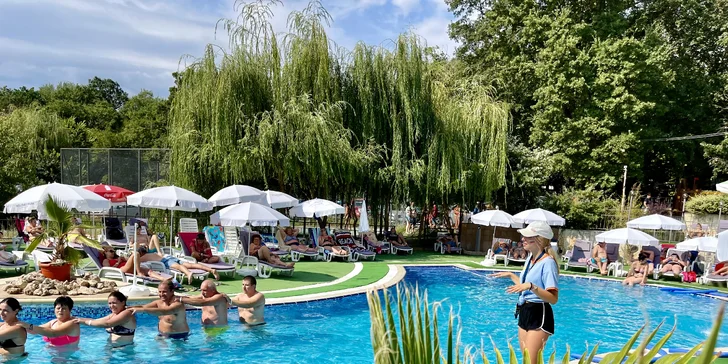 All inclusive dovolená v Bulharsku: apartmány pro páry i rodiny, bazén, animace i děti zdarma