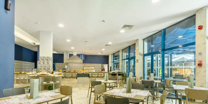 All inclusive dovolená v Bulharsku: apartmány pro páry i rodiny, bazén, animace i děti zdarma