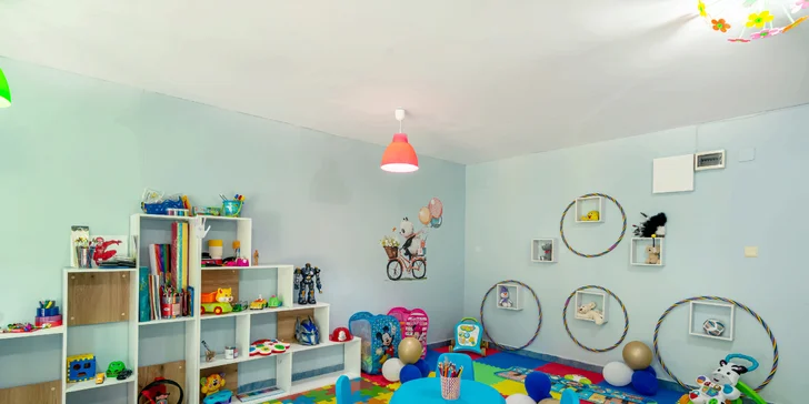 All inclusive dovolená v Bulharsku: apartmány pro páry i rodiny, bazén, animace i děti zdarma