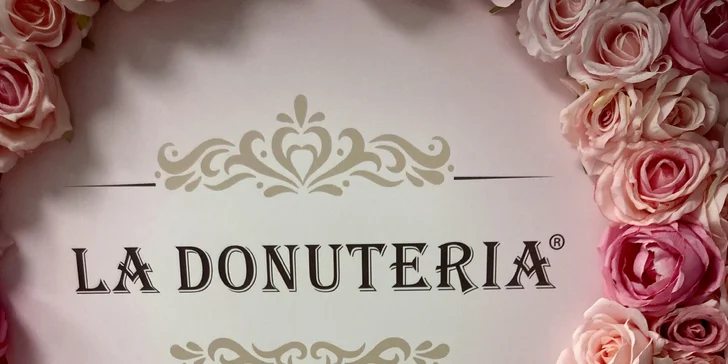 Zimní edice minidonutů: dárkový box s 9 kusy k nakousnutí