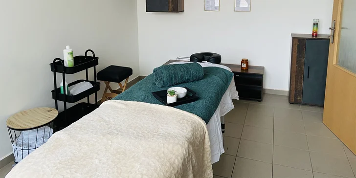 Masáže dle výběru: klasická, relaxační, lávové kameny, masáž obličeje i baňky