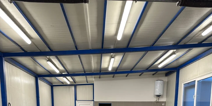Mytí exteriéru, čištění interiéru i keramická ochrana