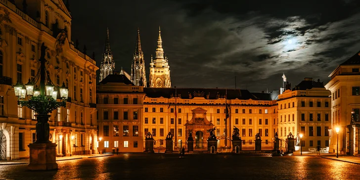 Procházka Prahou s průvodcem: legendy a strašidla Starého Města a Hradčan, sleva do Kellyxíru