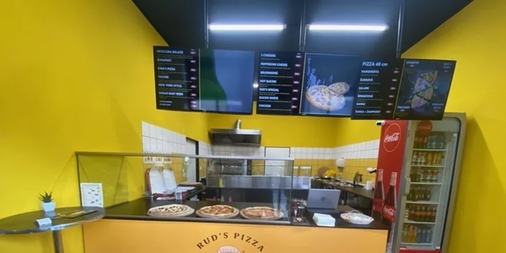 Čtvrtina pizzy o průměru 40 cm dle výběru z denní nabídky v Berouně