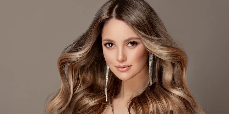 Dámský střih i foukání a styling pro všechny délky vlasů