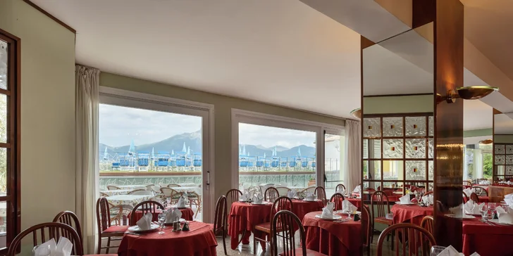 Pobyt v provincii Verona: polopenze, wellness a Lago di Garda 2 min. od hotelu
