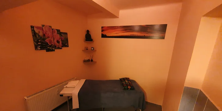 60 až 120 minut wellness soukromí: vířivka, sauna i 2 skleničky vína