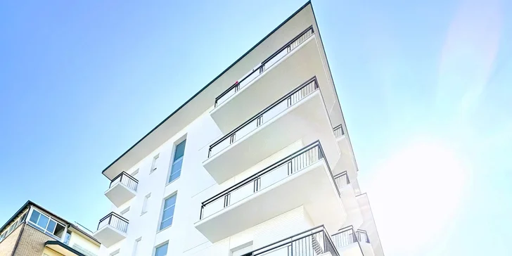 Dovolená s plnou penzí u italského Rimini: hotel 100 m od moře, bazén