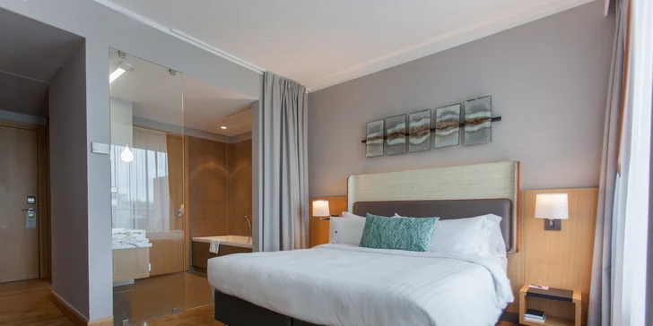 Luxusní hotel sítě Marriott v Sopotech: snídaně či polopenze, wellness, výhled na moře