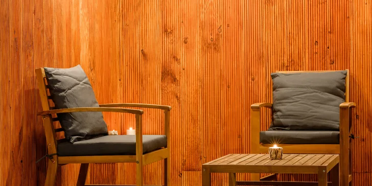 Privátní wellness na 90-120 minut pro 2–4 osoby: káva i láhev Bohemia sektu