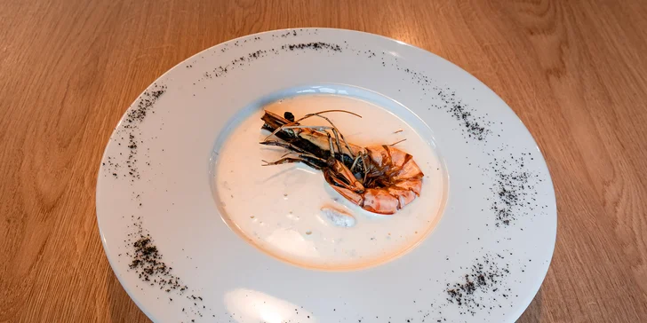 Degustační menu z mořských plodů pro 2 osoby: tygří krevety či chobotnice, tatarák z lososa i polévka