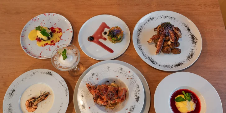 Degustační menu z mořských plodů pro 2 osoby: tygří krevety či chobotnice, tatarák z lososa i polévka