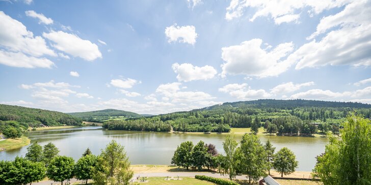 Pobyt v krásném prostředí Luhačovické přehrady: polopenze či plná penze, wellness i aktivní program