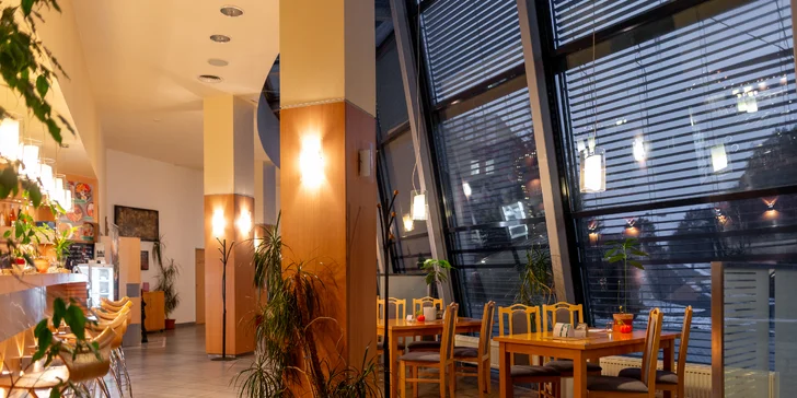 Vegetariánské 4chodové menu pro dva: nachos, tortilla nebo burrito i dortík