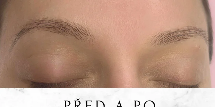 Přirozený permanentní make-up obočí pudrovou metodou nebo rtů