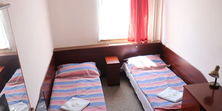 Hotel v Českém středohoří se snídaněmi či polopenzí a saunou
