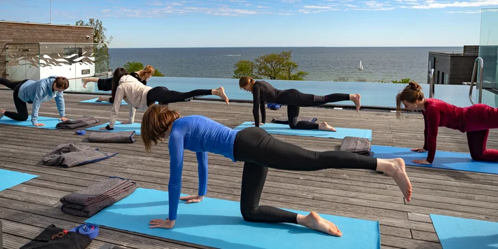 Luxusní hotel sítě Marriott v Sopotech: snídaně či polopenze, wellness, výhled na moře
