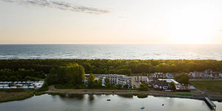 Pobyt se snídaní a neomezeným wellness u Baltu: luxusní hotel pár metrů od moře