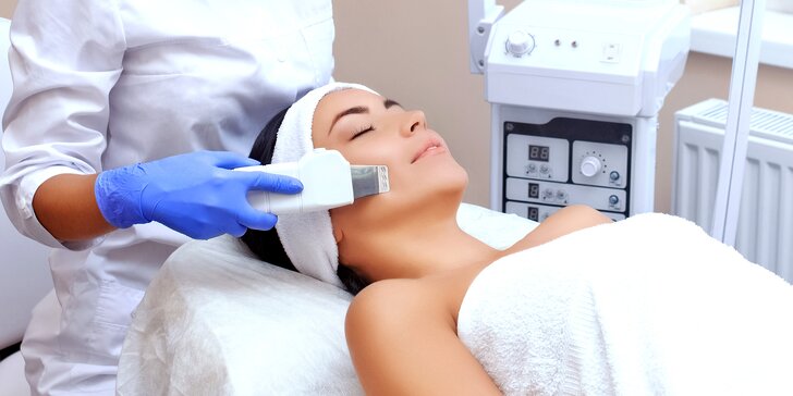 Kosmetické ošetření: hloubkové čištění ultrazvukem, LED maska či radiofrekvenční lifting