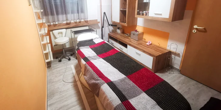 Kosmetické ošetření: hloubkové čištění ultrazvukem, LED maska či radiofrekvenční lifting