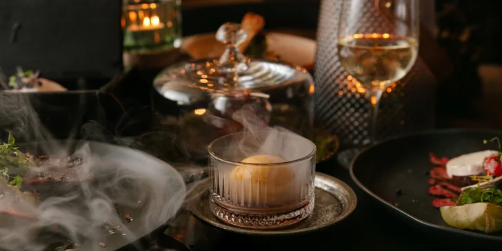 Degustační smoukované menu o 5 chodech i s proseccem a shotem pro dva