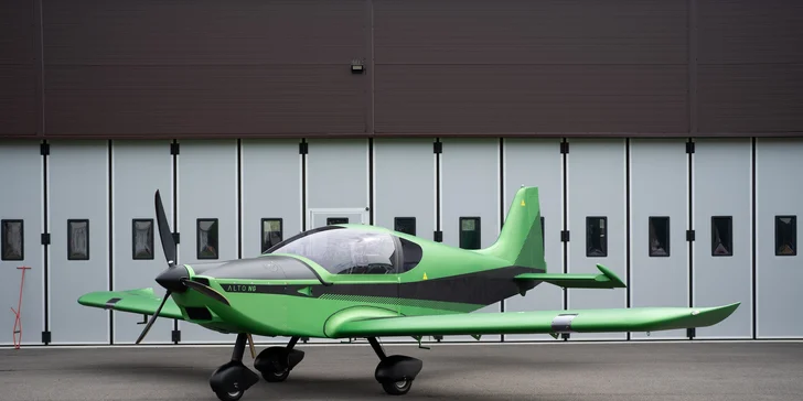 Letecké dobrodružství, při kterém si vyzkoušíte pilotování: 10–60 min.