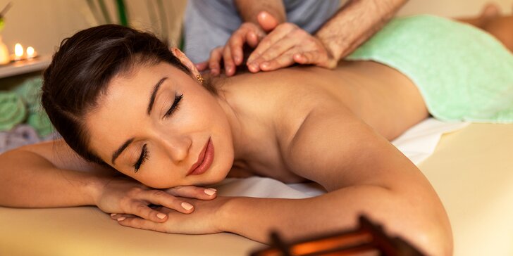 Masáž dle výběru: aromaterapeutická, kosmetická, medová i baňkování nebo lávové kameny