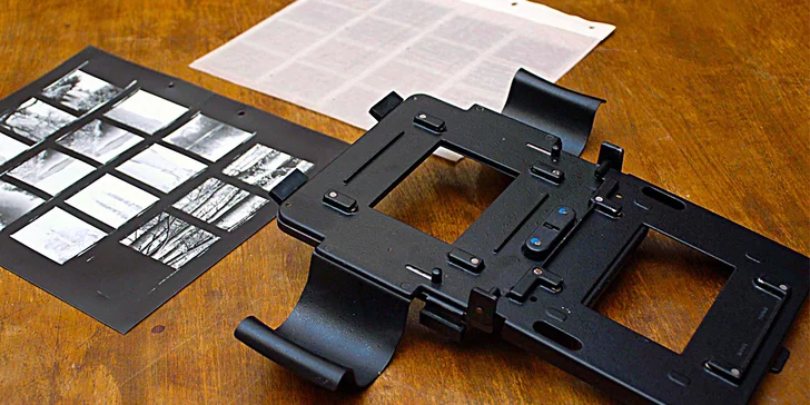 Fotokurzy: práce s analogem, vyvolávání filmů i zvětšování fotek