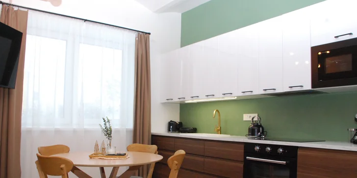 Nádherné apartmány ve Velkých Losinách: kapacita až 8 osob, možnost snídaní i wellness