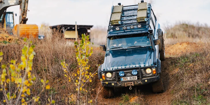 Půlhodinová jízda v terénu v Nissanu Patrol nebo Hummeru H2