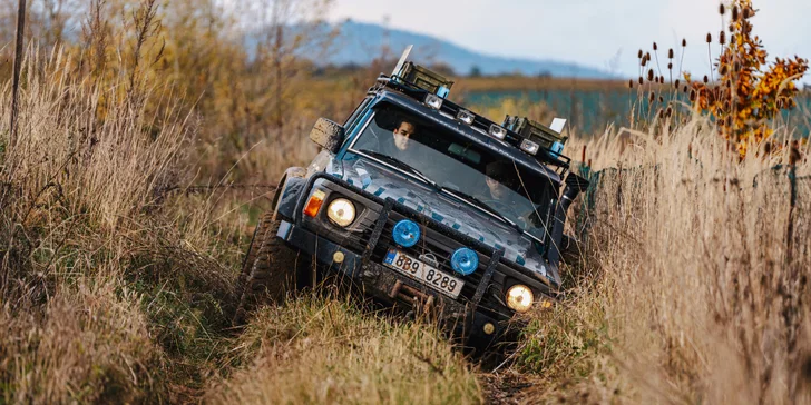 Půlhodinová jízda v terénu v Nissanu Patrol nebo Hummeru H2