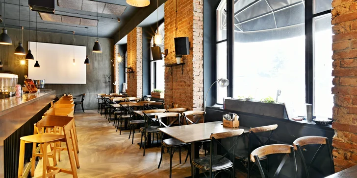 Středomořské all you can eat v Nuslích: veganské i masové dobroty v neomezeném množství pro 1 či 2 osoby