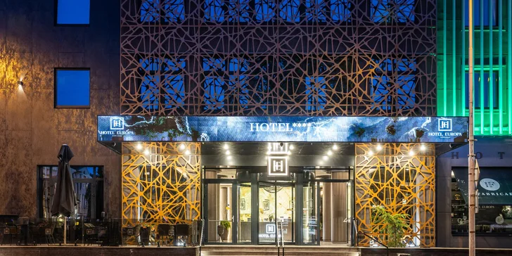 Víkendový pobyt v hotelu Europa: polopenze i hrací žetony do kasina