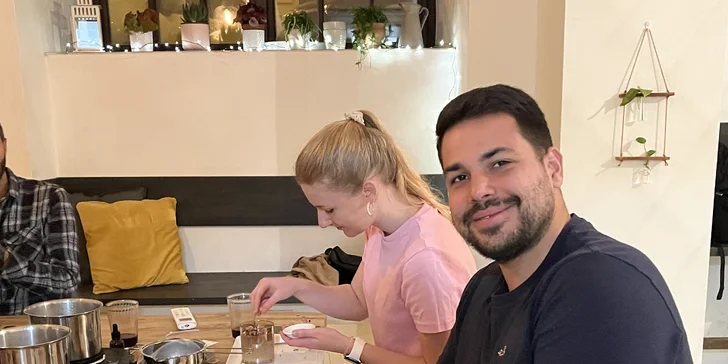 Workshop: výroba vlastní svíčky z rostlinného vosku s dřevěným knotem