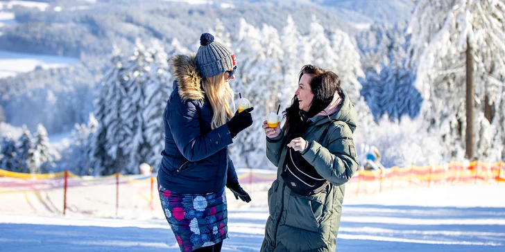 Skipas na celou sezónu 2023/24 do Skiareálu Lipno: pro děti i dospělé, na denní i večerní lyžování